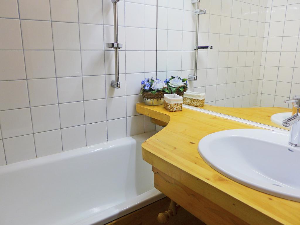 Studio Les Jardins Du Mont-Blanc-4 By Interhome Chamonix Room photo